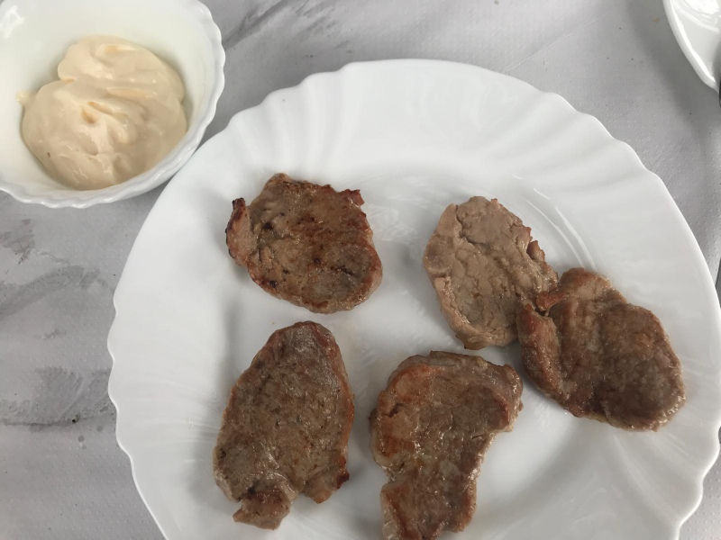 Solomillo con alioli
